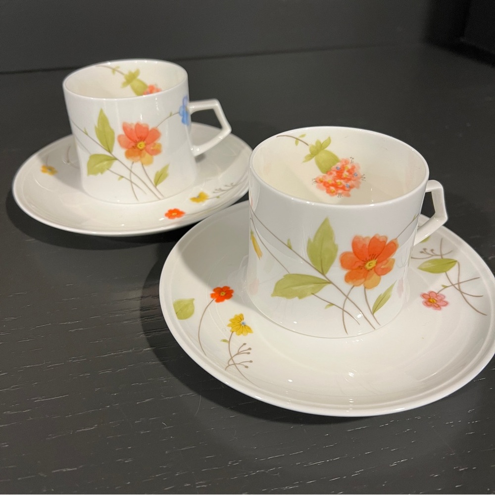 Mikasa JUST FLOWERS Cup & Saucers _ A4-182- 2 7/8in tall_ Price set of 2